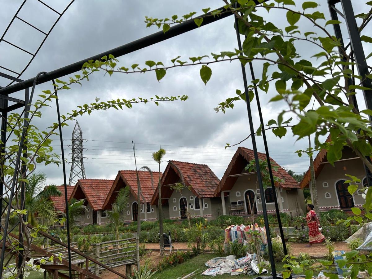 Arshinagar Shilpogram Hotel Kalkutta Kültér fotó